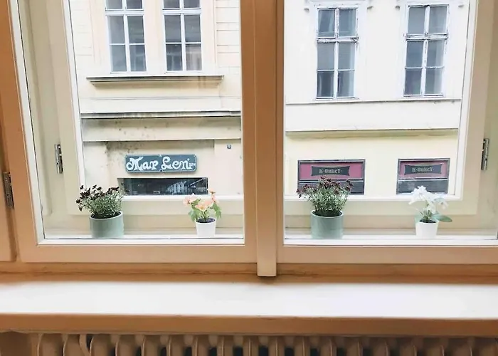 Colourful Modern Flat / Balcony / Charles Bridge Апартаменты *